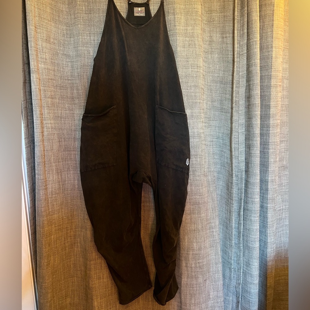 FP Movement by Free People Black Oversized Harem Jumpsuit - Picture 4 of 12